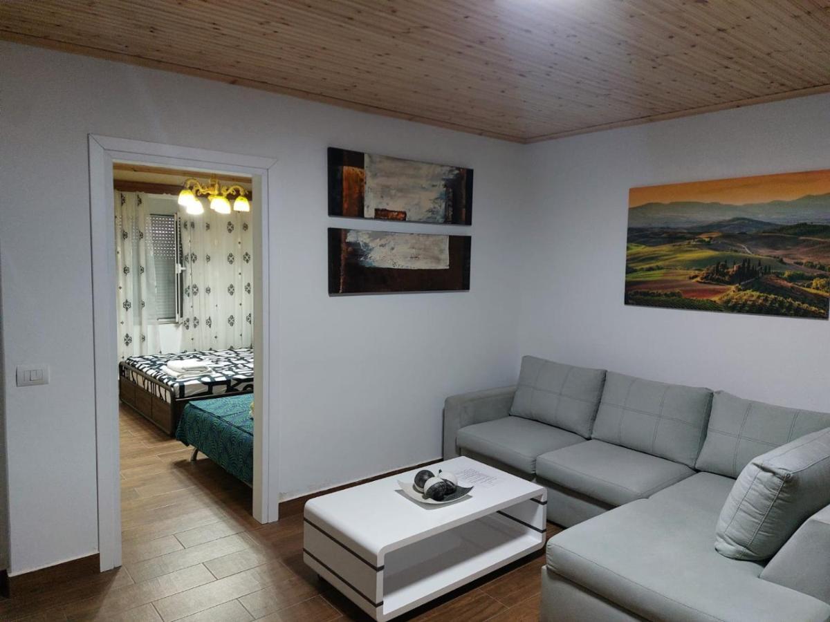 Herta Apartment Берат Экстерьер фото