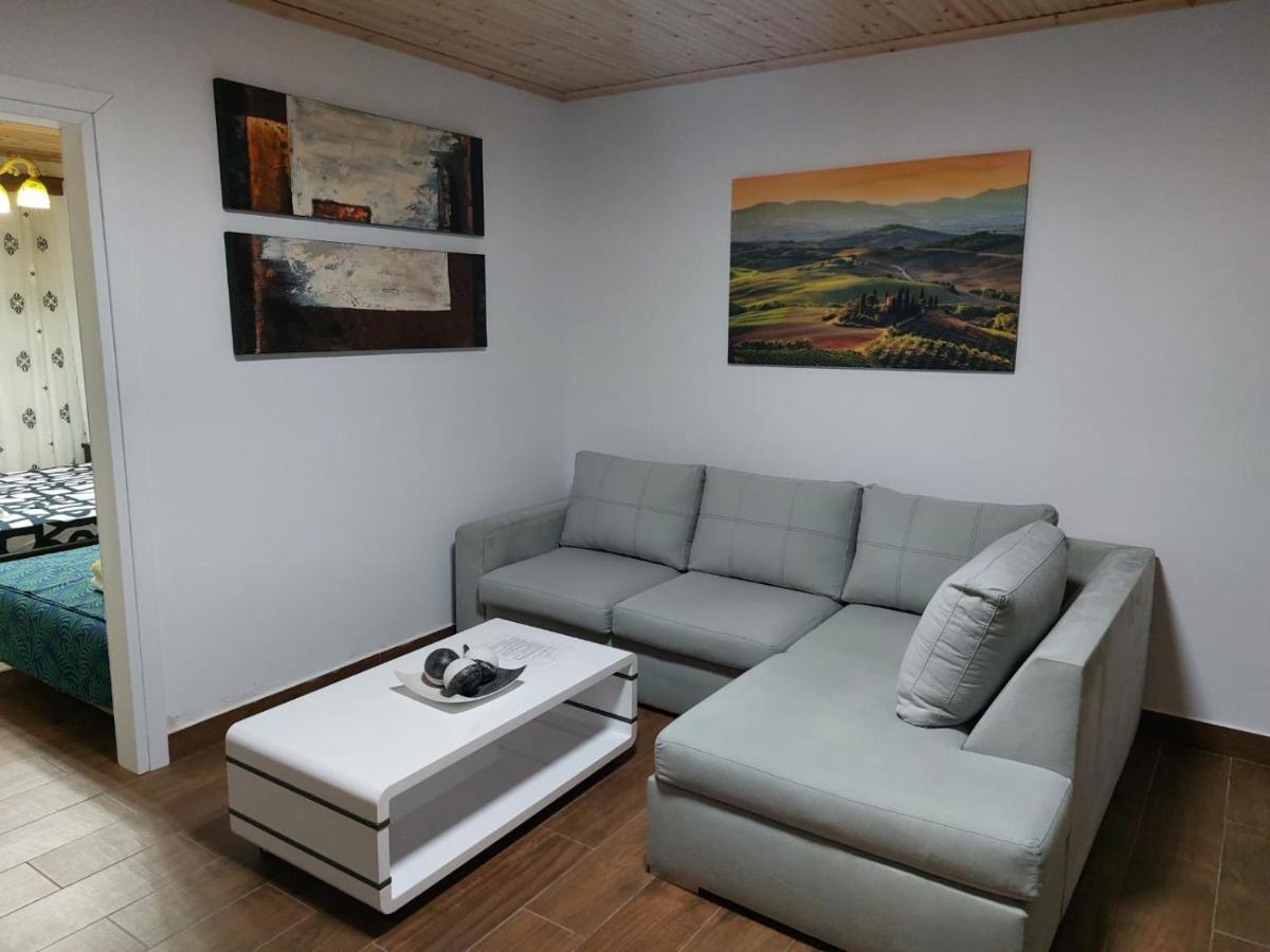 Herta Apartment Берат Экстерьер фото